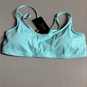 Blue Seamless Sports Bra with Wide Straps